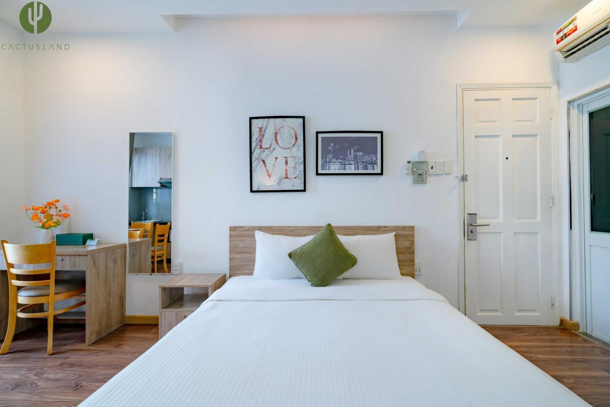 Cactusland Hotel & Apartment Хошимін Екстер'єр фото